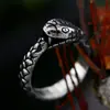 Acero Guerrero nuevo anillo de serpiente de cola de acero inoxidable personalidad anillo retro moderno zodiaco forma de serpiente anillo de acero de titanio