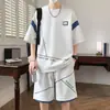 Novo Conjunto de Verão 2026 com Manga Curta para Homens, Tendência Loose Fit, Tamanho Grande, Conjunto Versátil Casual de Camiseta e Shorts