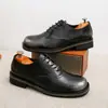 Zapatos de Cuero para Hombre Estilo Nuevo 2025 con Acabado Pulido, Punta Puntiaguda, Zapatos Derby Estilo Británico, Calzado Casual de Negocios Formal, Talla Grande, Zapatos de Boda para Novio