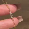 Collar Atmosférico Mini Diamante Diminuto Ultra Fino para Mujer, Sencillo y de Alta Gama, Estilo de Nicho, Diseño Delicado, Accesorio Versátil para el Trabajo, Al por Mayor