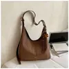 Bolsa de mano casual y minimalista de estilo coreano para mujer, perfecta para ir al trabajo, con un diseño retro, alto atractivo estético y una correa de hombro a la moda - la nueva colección otoño 2026