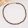 Collar Estilo Maillard Lujo Ligero Retro Piedra Ojo de Tigre Sentido de Alta Gama Hebilla de Herradura Cadena de Suéter con Perlas Collar para Cuello de Mujer Joyería