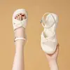 Sandálias Romanas para Mulheres 2026 Novo Modelo com Solado Grosso Aumentadoras de Altura Emagrecedoras Confortáveis Leves Não Cansativas Sapatos de Exterior para Praia com Solas Macias