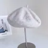 Boina de punto a rayas de mezcla de lana australiana para mujer, gorro de artista básico versátil de invierno, sombrero de azafata a la moda