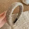 Faixa de Cabeça com Coroa Alta para Mulheres, Novo Estilo com Toque de Luxo, Faixa de Cabelo Larga Versátil para Sair, Acessório de Cabelo para Lavar o Rosto