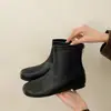 Cano curto interno aumentando cano curto versátil moda novo sola grossa zíper traseiro botas Chelsea femininas 2026 estilo coreano botas curtas