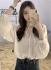 Camisa de boneca de manga de lanterna francesa Real Shot para mulheres outono 2024 Novo nicho coreano Design Sense Flesh Covering Slim Shirt