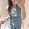 Elegante y estiloso conjunto de moda para mujer 2026 nuevo modelo chaleco sin mangas de corte ajustado con cuello en V y pantalones de pierna ancha conjunto de dos piezas