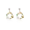 Moda Japonesa y Coreana Nuevos Pendientes de Abeja y Flor Pendientes Creativos de Círculo con Flor de Cinco Pétalos Fabricante Spot Venta al por Mayor