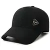 Gorra de béisbol de cuero liso de color sólido transfronteriza sombrero para exteriores para hombres de mediana edad y ancianos con terciopelo grueso resistente al viento cálido sombrero de pico