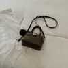 Bolso de diseño único para mujer, colección otoño 2026, bolso de hombro minimalista y relajado estilo coreano, bolso cruzado de color liso a la moda