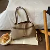 Bolsa de Ombro Grande Capacidade Transfronteiriça Feminina 2026 Nova Outono Retro Versátil Bolsa Tote para Deslocamento Bolsa de Ombro Único Transversal