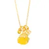 Colar Ganesha Bebê Flor de Quatro Folhas Âmbar Dourado Antigo Design de Nicho Corrente Versátil para Clavícula da Loja de Ouro Puzuo