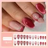 Manicure com degradê rosa nude suave, baixa saturação, efeito iluminador, adequada para todos os tons de pele, nail art delicada para o dia a dia e encontros.