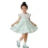 Verano 2026 Nuevo Vestido de Pastel Bordado Color Menta Dopamina Cuello de Muñeca Vestido para Niñas Ropa Infantil Al por Mayor