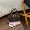 Bolso de Mano Pequeño Exquisito y Moderno para Mujer, Nuevo Bolso Tipo Bowling de Nicho 2026 con Acabado de Alta Gama, Bolso Cruzado tipo Almohada