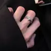 Nuevo Anillo Estrella Lunar Blanca para Hombres y Mujeres, Estilo Fresco de Moda, Sensación de Alta Gama, Lujo Ligero, Apertura Irregular, Anillo Ajustable