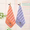 Venta al por mayor de fábrica toalla cuadrada 35*35 suave absorbente engrosada toalla pequeña puesto cuadrado supermercado toalla para babas
