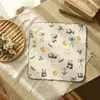 Toalha quadrada pequena de crepom de camada dupla, toalha de baba com borda de gaze para bebê, toalha facial e de mão infantil estampada 100% algodão Classe A