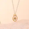 Minimalista de Nicho Moda Europea y Americana Personalidad Elegante Versátil Geométrico Incrustado Diseño de Colgante Acero de Titanio Chapado en Oro Collar