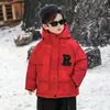 Chaqueta de Invierno Acolchada de Algodón para Niño 2025 Nueva Versión Coreana Abrigo de Algodón Cálido y Elegante Acolchado para Niños Pequeños Moderno