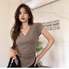 Top de Color Sólido con Dobladillo Curvo Personalizado Verano 2025 Nuevo Casual Cuello en V Efecto Adelgazante en la Cintura Camiseta de Manga Volante para Mujer