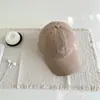 Gorra de Pico Estilo Primavera, Diseño de Nicho para Hombres y Mujeres, Gorra de Béisbol Versátil con Bordado de Letras, Sombrero Lavado de Verano para Protección Solar