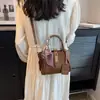 Bolsas de Alta Gama para Mujer, Nuevo Estilo 2025, Bolsos de Hombro Texturizados, Bolsos Cruzados de Moda, Elegantes Bolsos de Cubo de Mano
