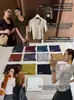 Yuanxi - Nuevo Estilo Coreano de Principios de Otoño Versátil Sencillo Ajustado Elástico Multicolor Cuello en U Manga Media Camiseta 267309