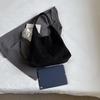 Bolsa Relaxante de Grande Capacidade Nova para Mulheres Outono e Inverno Bolsa de Ombro para o Dia a Dia Bolsa Tote Bucket de Camurça