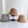 Sombrero de pescador de rafia trenzada de papel multicolor estilo minimalista para mujer, sombrero de paja para protección solar de verano con rayas contrastantes, sombrero de pescador moderno