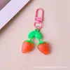 Llavero Colgante de Fruta Cambia Color de Descompresión Simulado para Mochila Estudiantil Llave Colgante que Cambia de Color UV Fresa Sandía