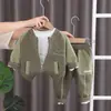 Traje de Tres Piezas para Niños Fabricante Mayorista Bloqueo de Color Chaqueta Suave y Cómoda Pantalones de Algodón Anti-pellizco Capa Base Versátil