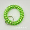 Pulseira de fio telefônico de alta elasticidade, estilo coreano simples, prata metálica brilhante, diâmetro de fio largo, com chaveiro de anel de 2,5 cm