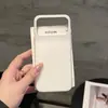 Funda Blanca de Agujero Grande IMD para Teléfono Adecuada para Apple 17 Pro Max Cubierta Protectora, Oppo, Huawei, Xiaomi, Vivo Acabado Brillante