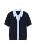 2026 Nueva Camisa de Punto de Manga Corta con Bloques de Color y Cuello Solapa, Estilo Universitario Falso de Dos Piezas, Top Delgado Casual Simple de Corte Ajustado