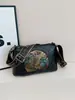 Bolso de Mujer Nuevo 2026 Multicapa con Patrón de Elefante Repujado Vintage, Textura Única y Diseño Versátil para Hombro, Cruzado y Mano