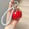 Accesorio para bolso colgante de perla de manzana simulada 3D creativo casual de verano, accesorio versátil para mochila, en stock de fábrica