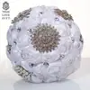 Flor de Metal pequena strass Amazon fornecimento quente mão segurando flor simulação noiva strass mão segurando flor presente boutique