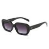 Nuevas Gafas de Sol Cuadradas Transfronterizas Estilo Europeo y Americano Versátiles Gafas Cuadradas con Tachuelas Gafas de Sol de Moda Estilo Urbano