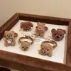 Anel Aberto de Urso de Veludo Outono e Inverno para Mulheres, Anel para Dedo Indicador com Design de Nicho, Acessório de Anel Versátil de Luxo Leve, Anel de Urso