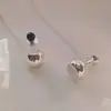 Collar con colgante de petaca de plata estilo fiebre, diseño de nicho, estilo ins, colgante largo elegante, joyería minimalista de lujo ligero