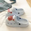 Sapatos Perfurados Fofos e Descolados para Meninas, Sandálias de Eva com Solado Grosso para Aumentar a Altura para Estudantes, Chinelos Fechados Respiráveis Casuais de Verão para Uso Externo