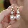 Pendientes de Perlas Lujosos y Elegantes para Mujer, Lujo Ligero, Gama Alta, Modernos, Elegantes, Versátiles, Pendientes de Estilo Francés