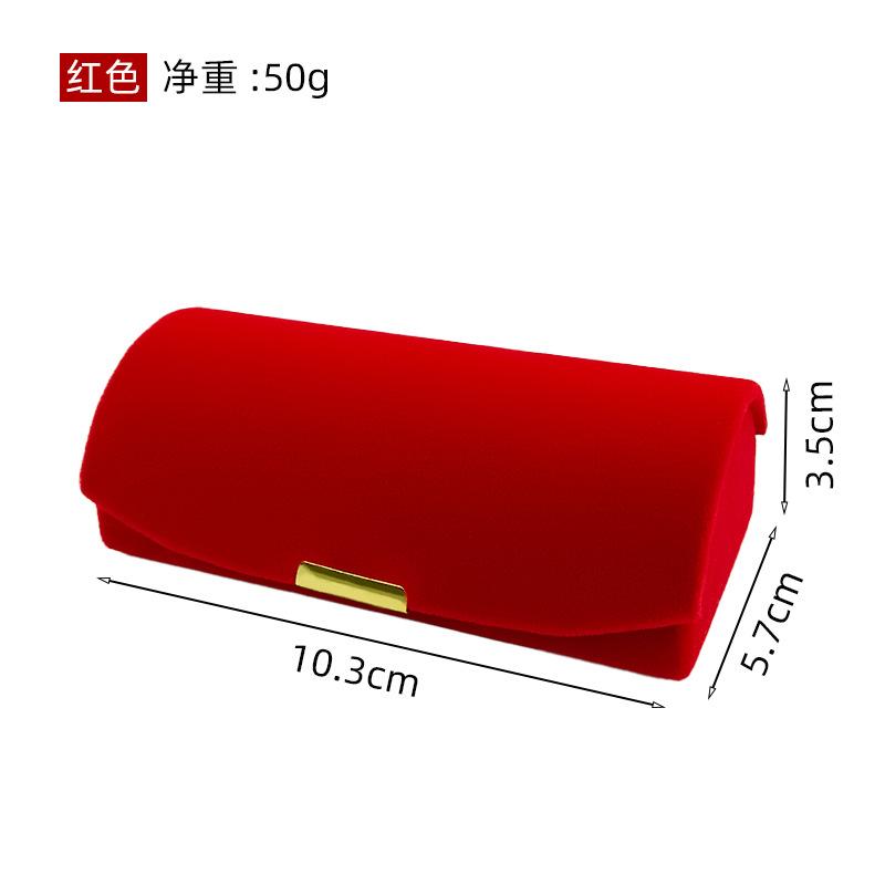 红色