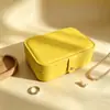 Caja de joyería antioxidante de fábrica, caja de embalaje para accesorios de cuero, caja de almacenamiento para anillos, pendientes, pulseras con personalización de logotipo