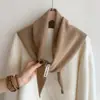 Bufanda de Punto 100% Lana Australiana Bufanda Triangular Otoño e Invierno Estilo Coreano Atmósfera Chal Pequeño Bufanda de Alta Gama para Mujer