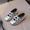 Zapatos de charol para niña con lazo, zapatos de princesa de suela blanda, zapatos de cuero para niños estilo primavera y otoño para edades de 6 a 12 años, adecuados para actuaciones y bailes