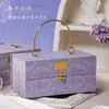 2025 Serie Rosa Hermosos Recuerdos Caja de Regalo Cumpleaños Boda Caja de Dulces Regalo para Novia Metal Portátil Regalo