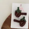 Lindo Pasador de Pelo de Fresa Tejido Tridimensional para Niños Diadema Paquete Doble Pasador de Pelo para Bebé Pinza Lateral Banda Elástica